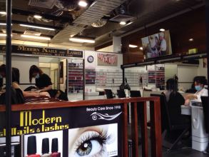 Modern Nails and Lashes Bourke Street