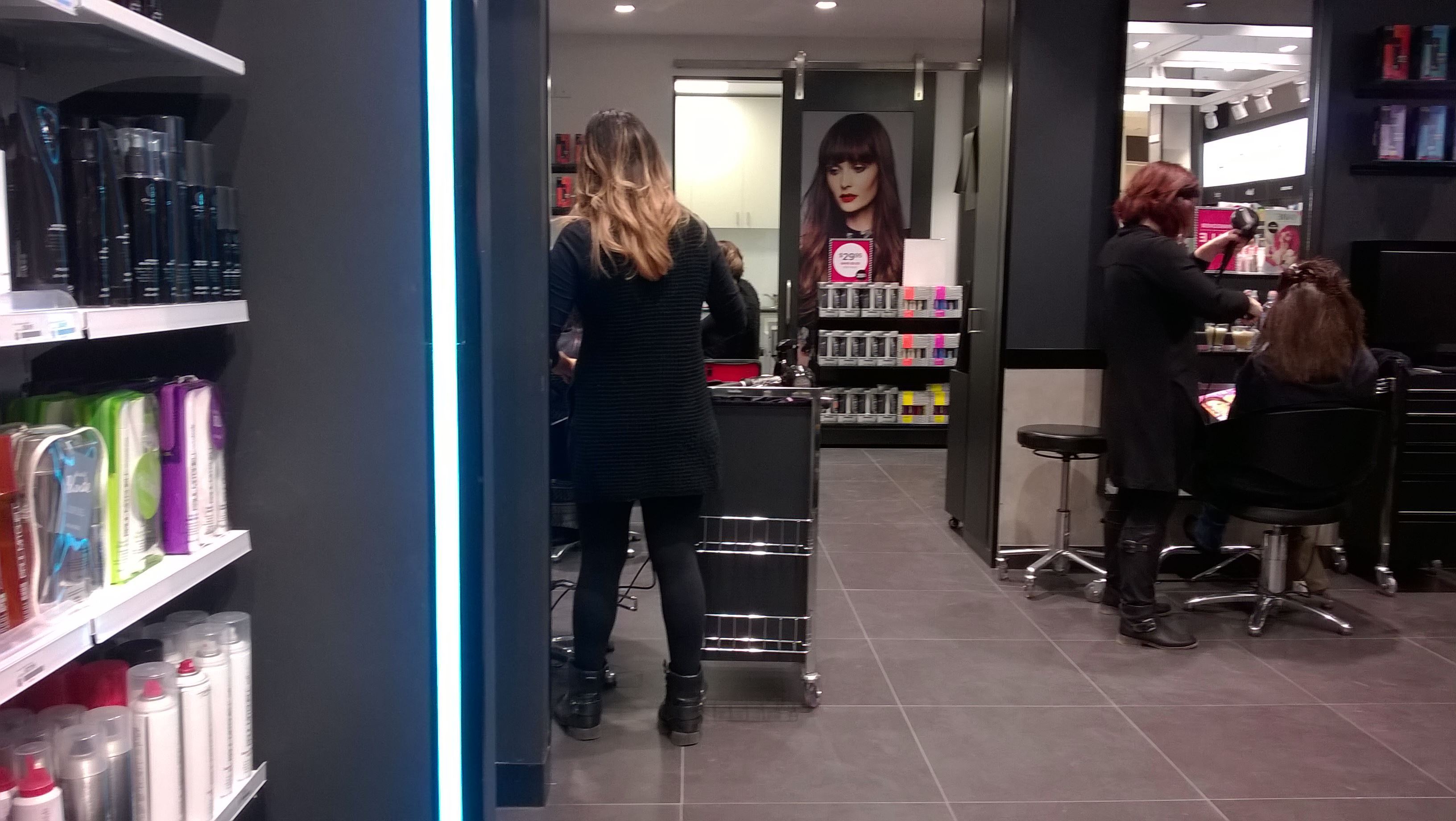 Hairhouse Warehouse Pacific Werribee Shopping Centre | Hair Styling |  Hairdresser