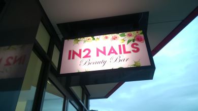 In2 Nails Beauty Bar