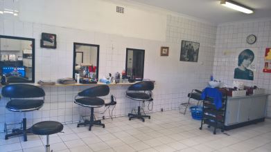 Sam's Hair Salon
